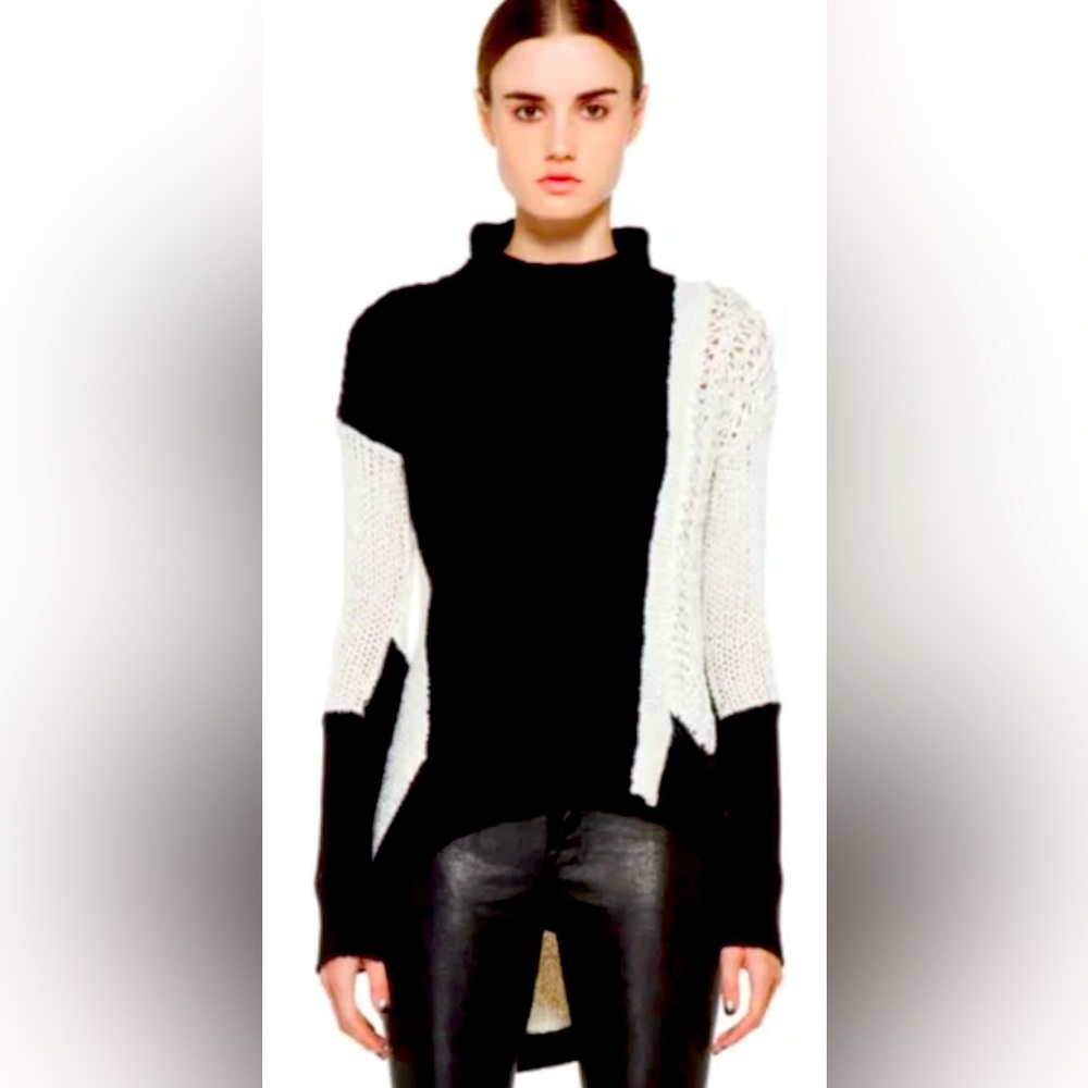Gorgeous Helmut Lang black and white sweater